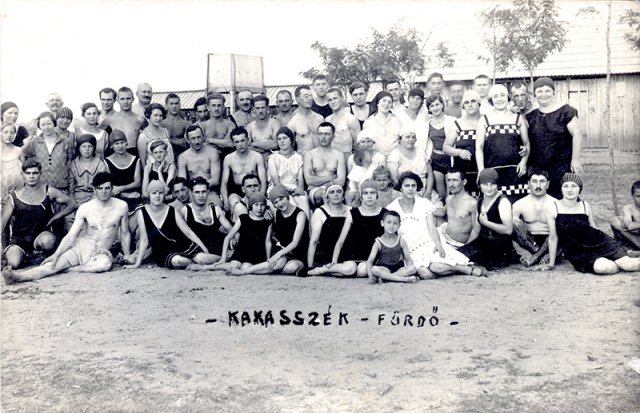Fürdőélet anno