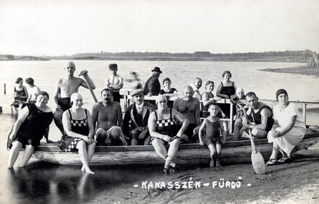 Fürdőélet anno